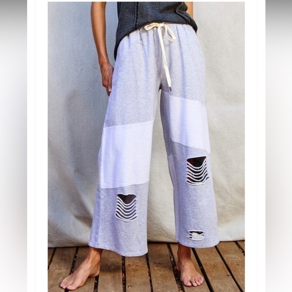 Time After Time gray white distressed cropped wide leg high rise sweatpants Sz L - Picture 2 of 8